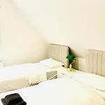 Smartstay Self Check-in Parking Budget 民宿 伍珀塔尔