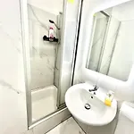 民宿 Smartstay Self Check-in Parking Budget *