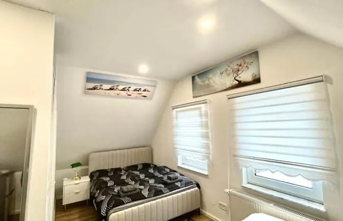 Smartstay Self Check-in Parking Budget Wuppertal