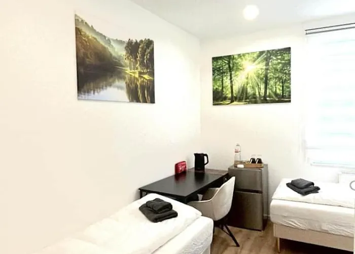 Smartstay Self Check-in Parking Budget Wuppertal