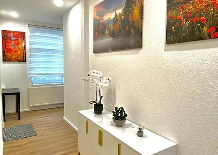 Homestay Smartstay Self Check-in Parking Budget