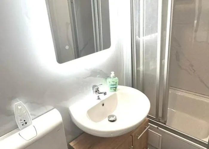 Smartstay Self Check-in Parking Budget