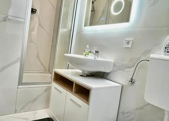 Smartstay Self Check-in Parking Budget Homestay