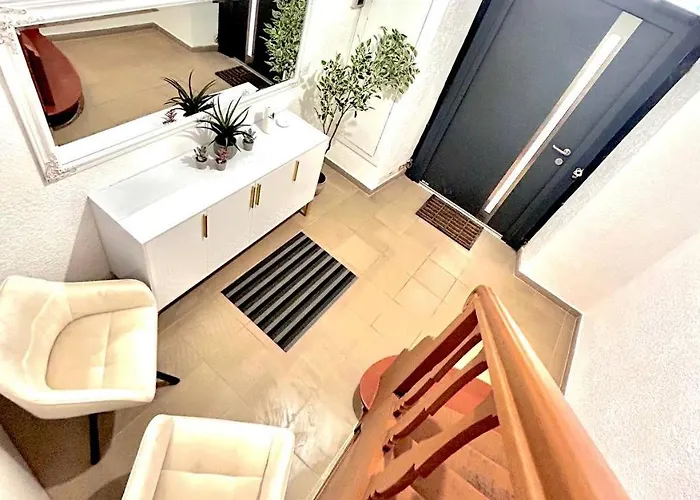 Smartstay Self Check-in Parking Budget Homestay Wuppertal