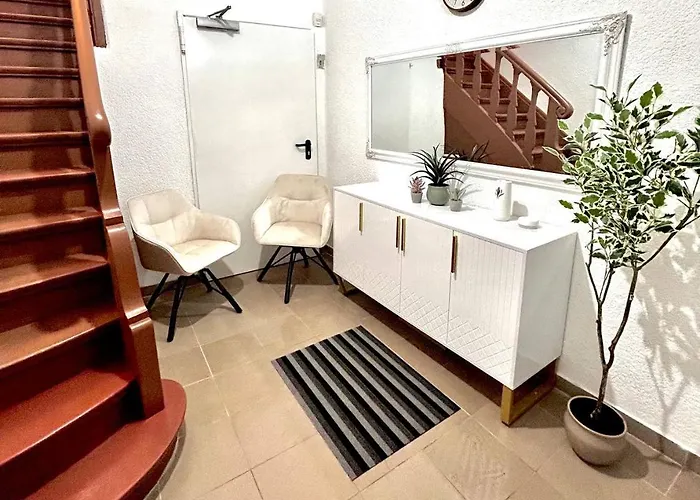 Homestay Smartstay Self Check-in Parking Budget Wuppertal