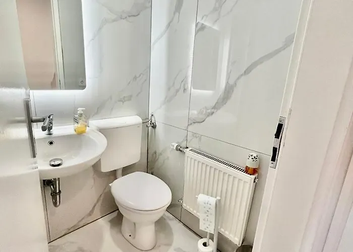 Smartstay Self Check-in Parking Budget Homestay *